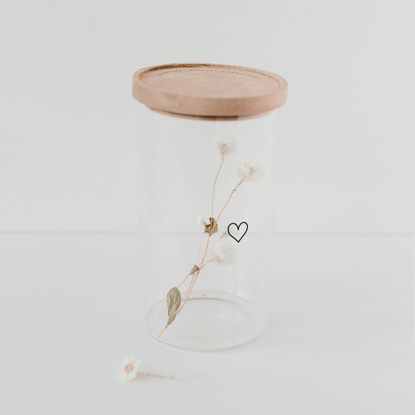 Tarro de almacenamiento corazón negro 19 cm