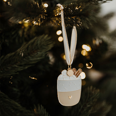Baumschmuck Becher an Baum hängend | Eulenschnitt 