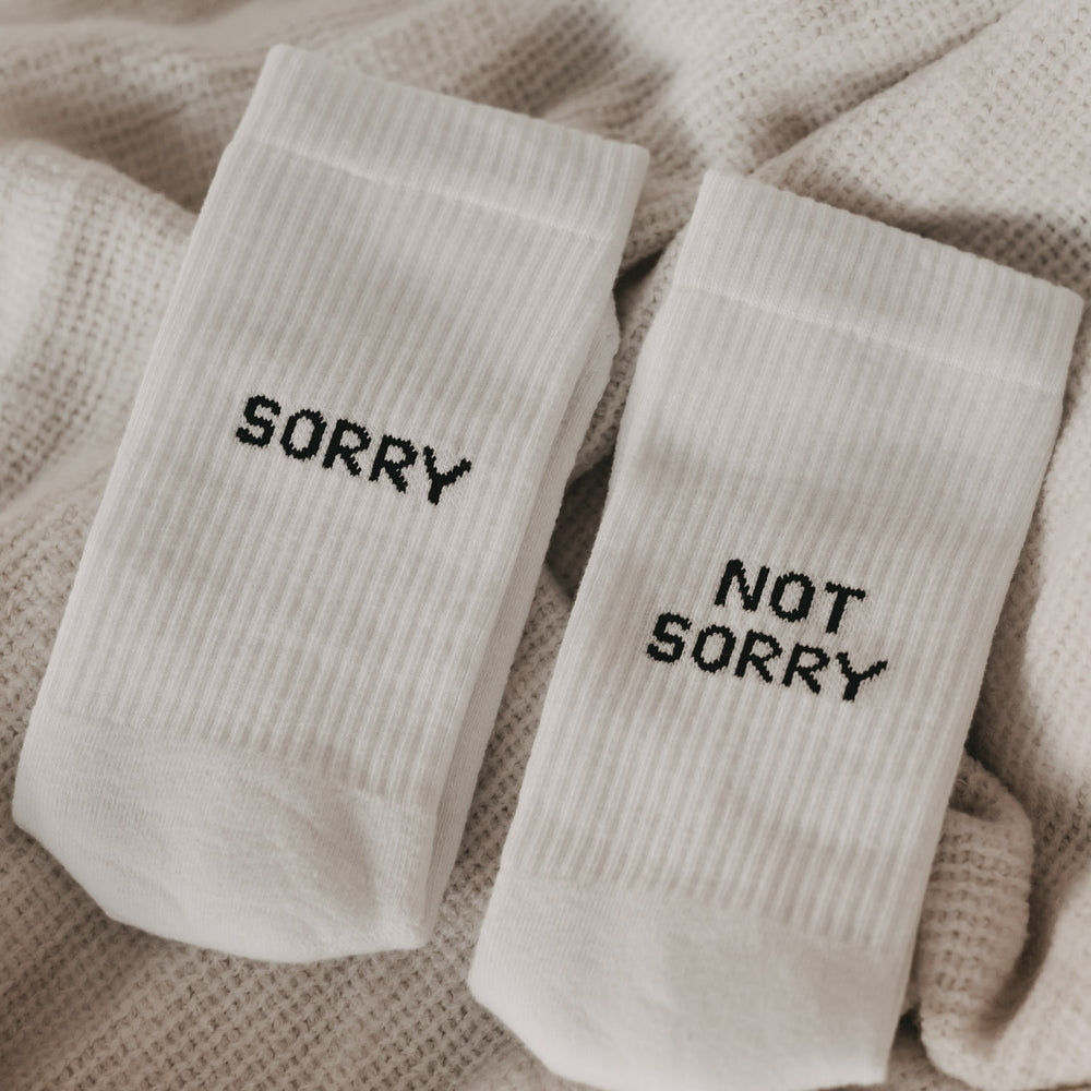 Socken weiß Sorry not Sorry