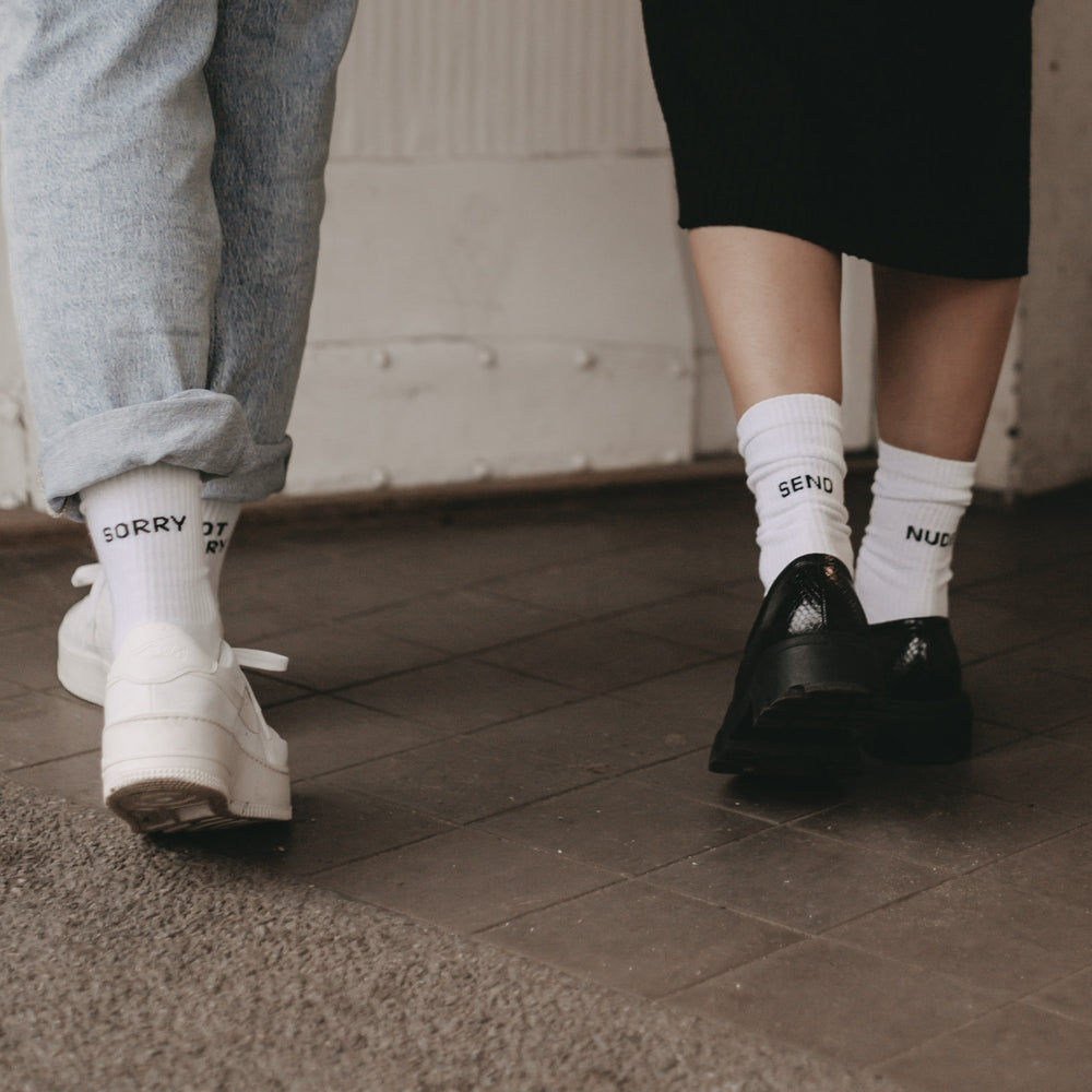 Socken weiß Send nudes