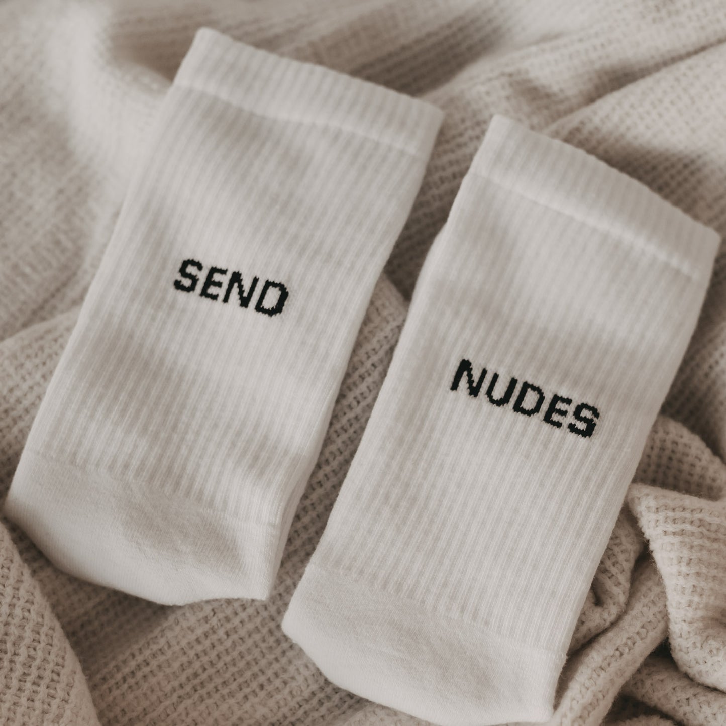 Socken weiß Send nudes