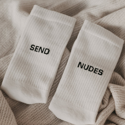 Socken weiß Send nudes