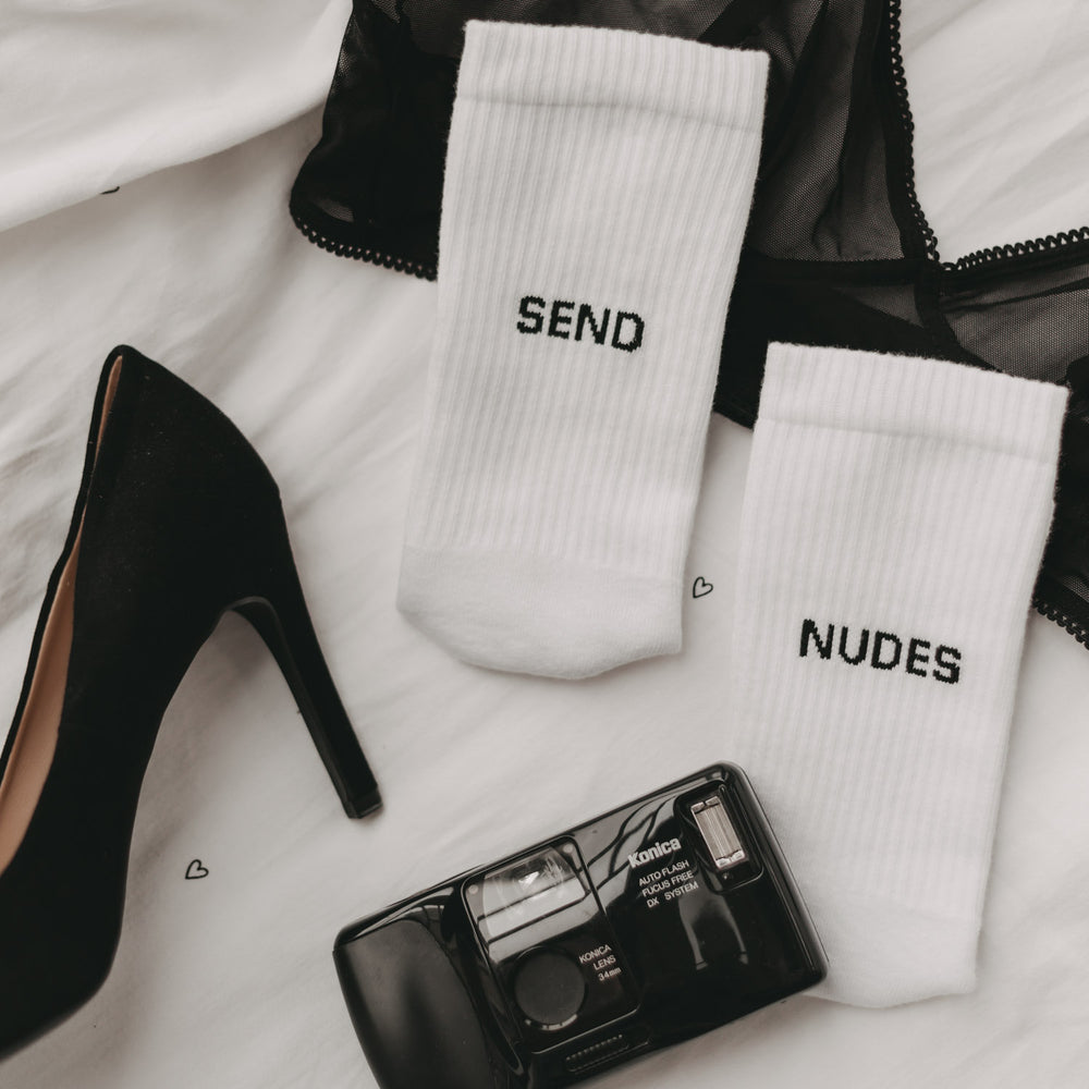 Socken weiß Send nudes