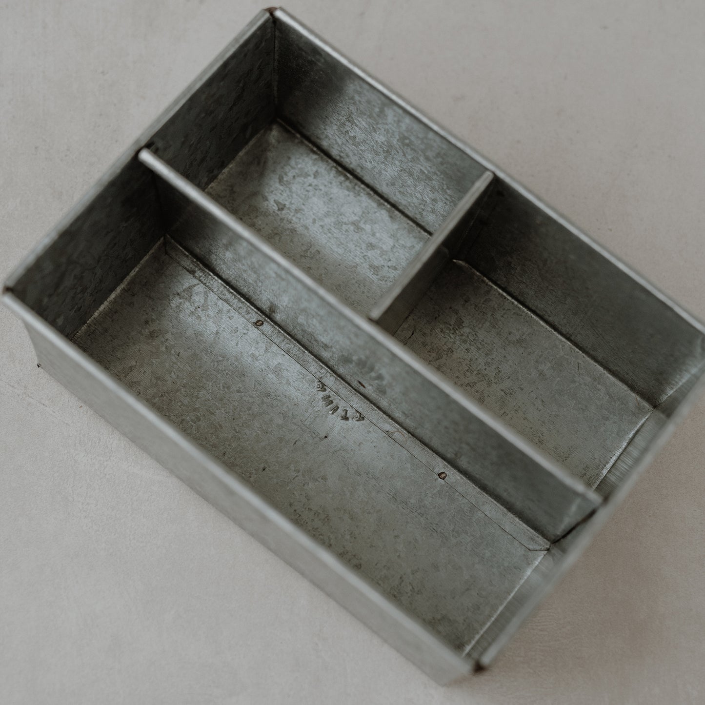 Boîte métal 25x18cm