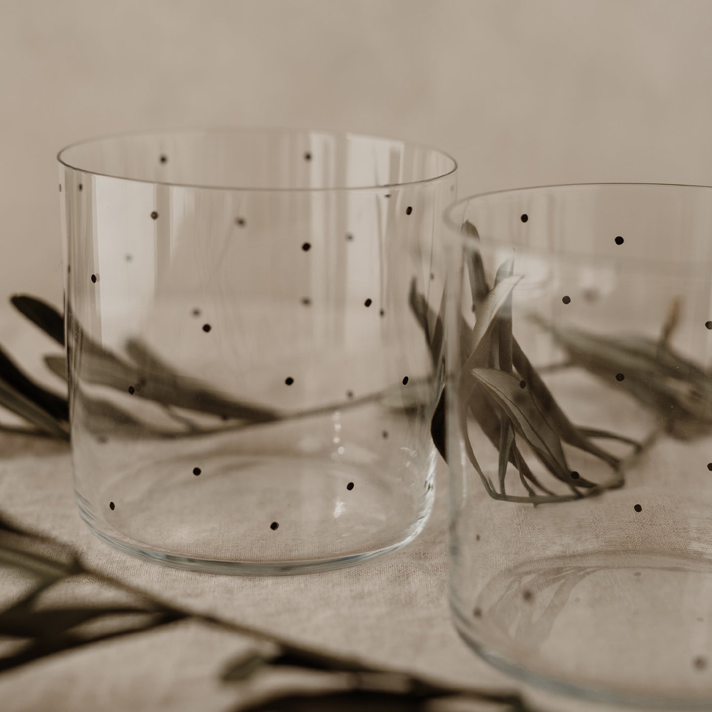 Verres à eau à pois noirs en lot de 2 