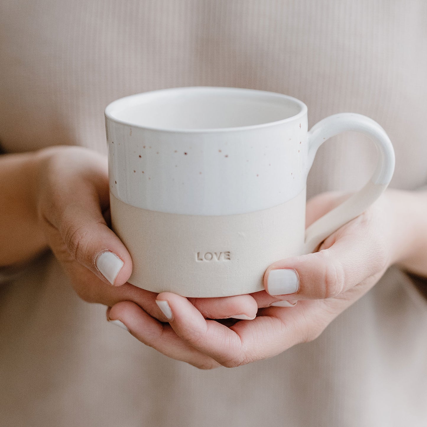 Tasse en grès Love