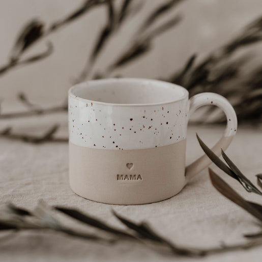Tasse en grès Mama