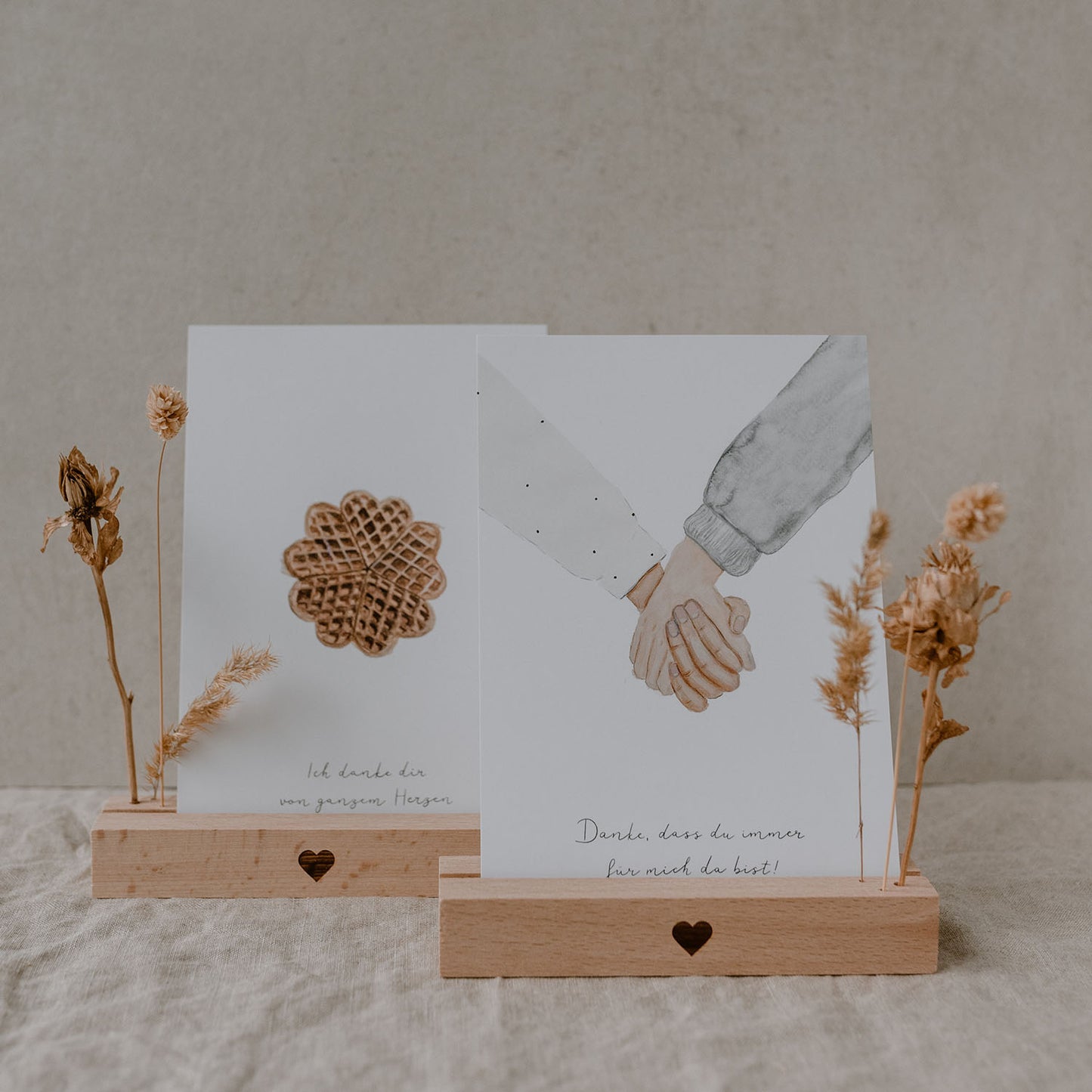 Support de cartes et fleurs séchées "Coeur" en lot de 2