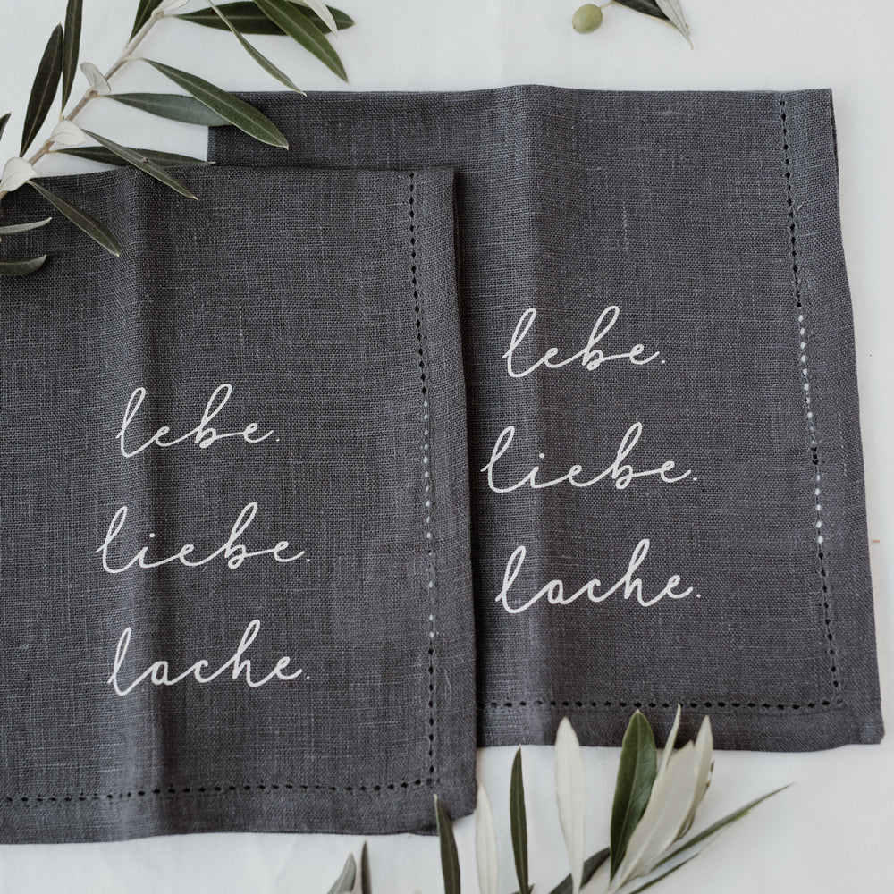 Serviettes en lin Liebe Lebe Lache en lot de 4