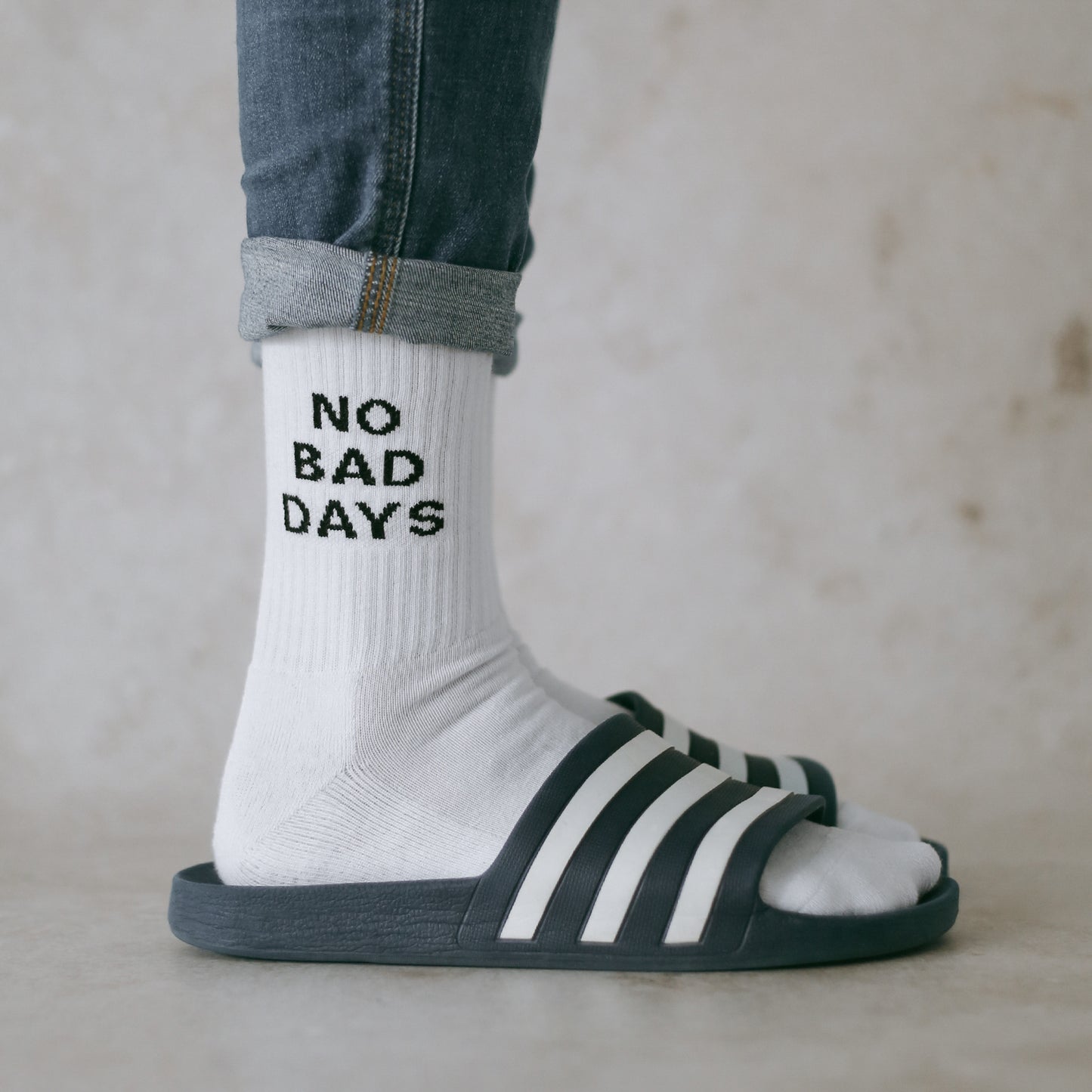 Socken No bad days